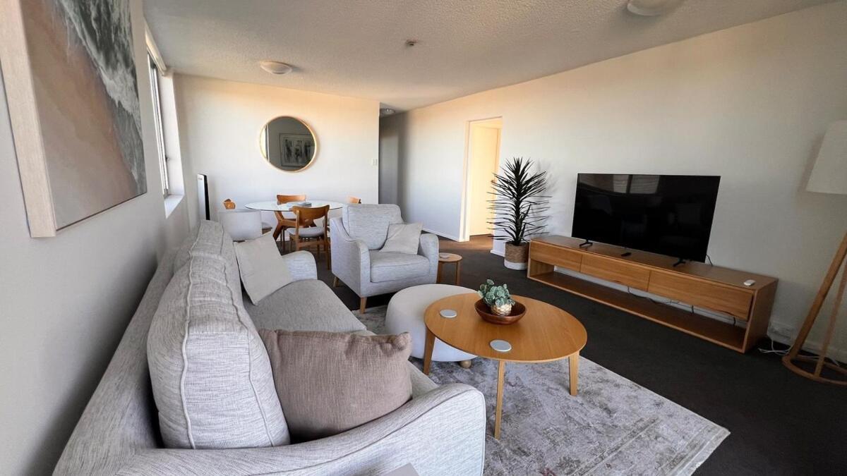 Apartment Cremorne Charm - Relaxed Living With Harbour Views Cre31 *