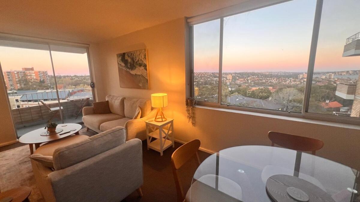 Cremorne Charm - Relaxed Living With Harbour Views Cre31 *