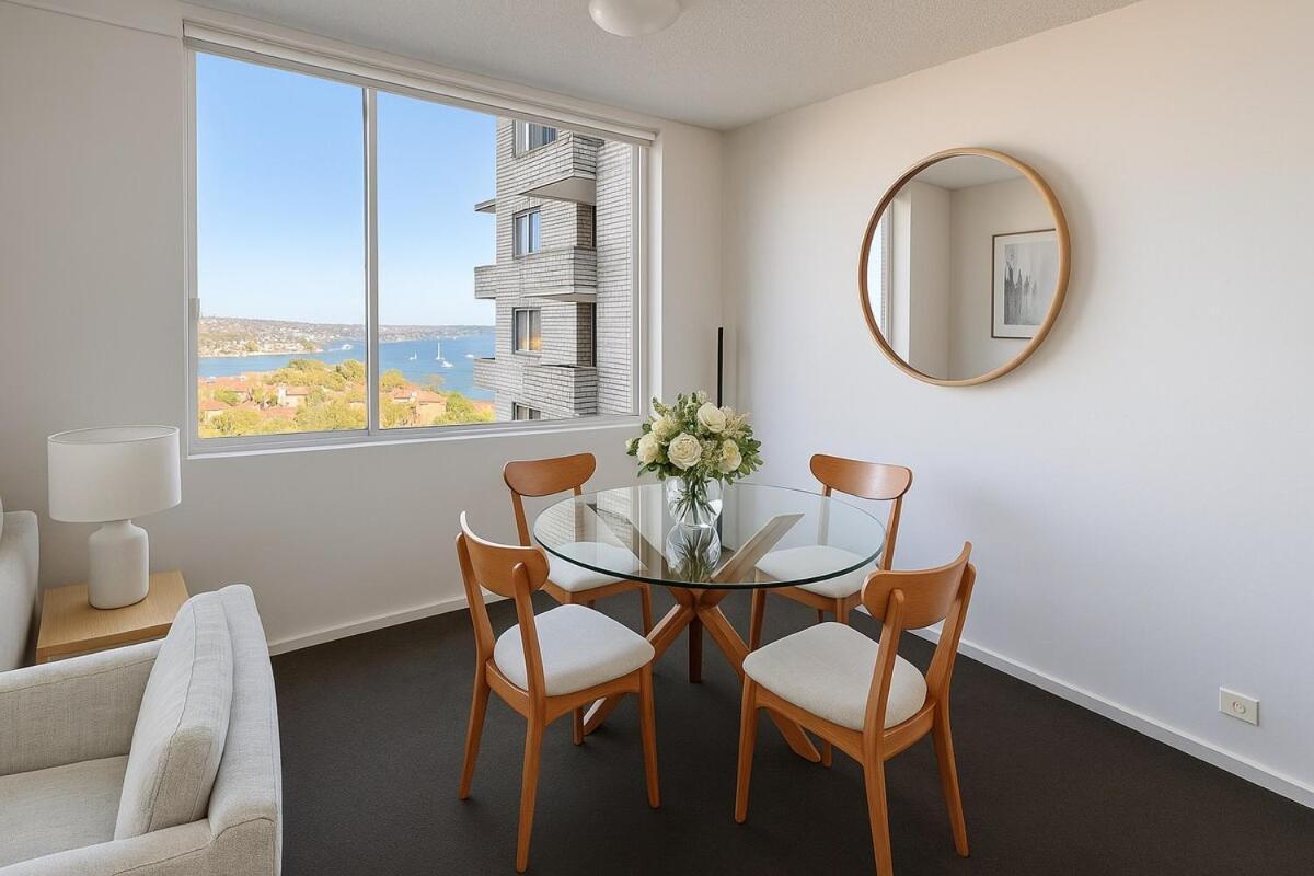 Cremorne Charm - Relaxed Living With Harbour Views Cre31 * Sydney